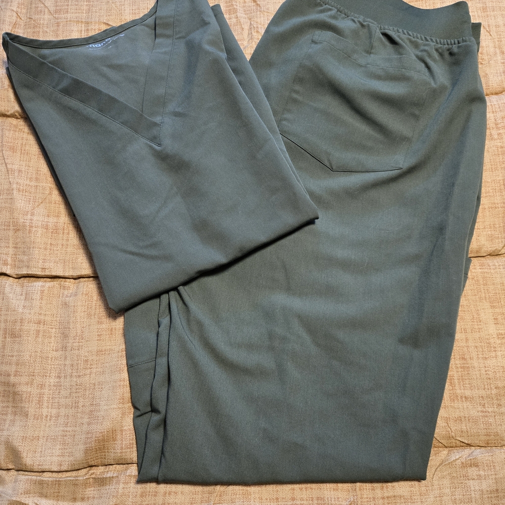 Women's Olive Green Pants